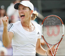 Уимбълдън: Жустин Енен - Серина Уилямс 6:4, 3:6, 6:3