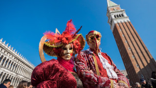 Всяка година карнавалът във Венеция се превръща в притегателна точка за