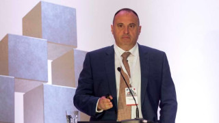 Трябва да се увеличи минималната работна заплата но трябва да