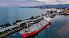 Застрашена ли е европейската енергетика от обстрела в Червено море