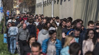 Избирателната активност в началото на изборния ден в Унгария е