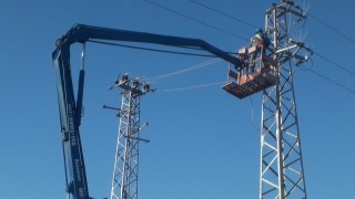 ЕРП Север сложи щъркобрани на още 4 електропровода в Добричко