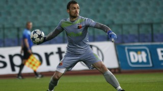 Илко Пиргов претърпя успешна операция на коляното Вратарят на Локомотив