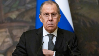 Лавров предупреди Запада, че няма да остави атаките му без отговор
