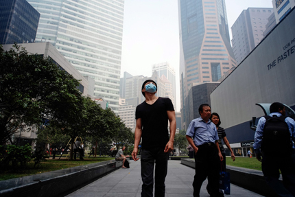 Силен смог в Сингапур