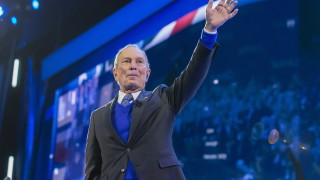 Милиардерът Майкъл Блумбърг прекрати президентската си кампания съобщават световни агенции