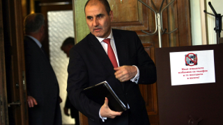 Ултимативният тон от страна на политическия елит в България носи