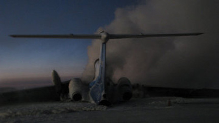 Самолет Ту-154 пламна на летището в Сугурт