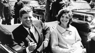 Бивш шеф на ЦРУ с нова теория за убийството на Кенеди - виновен е Хрушчов