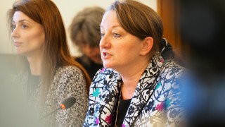 Народният представител от ГЕРБ СДС Деница Сачева се зачуди в студиото