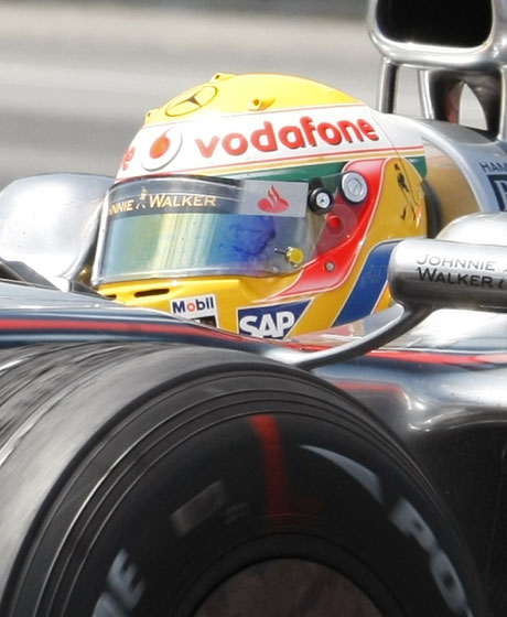 Хамилтън пак най-бърз на „Хокенхайм"