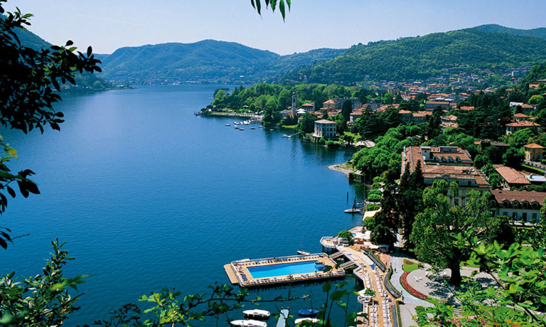  Езерото Комо в Италия 