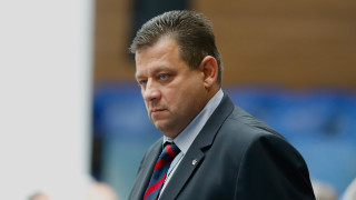 Парламентът се управлява отвън Това заяви Николай Марков в кулоарите