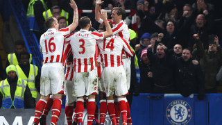 Питър Крауч остава във Висшата лига, подписа за един сезон