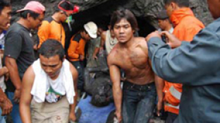 17 души загинаха при взрив на мина в Индонезия