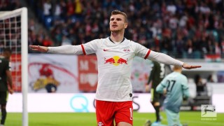 Манчестър Юнайтед ще се опита да изпревари конкуренцията и да