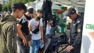 Растял интересът на младите хора към армията