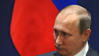 Близка до Путин банка има задължения, колкото половината бюджетен дефицит на Русия
