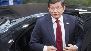 Русия използва съветска пропагандна машина, обвинява Давутоглу