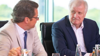 Вътрешният министър на Германия Хорст Зеехофер обяви че планира да