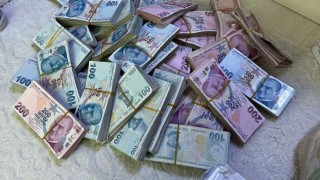 ГДБОП разби организирана престъпна група извършвала интернет измами но малко