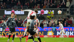 Айнтрахт надделя в седемголов спектакъл срещу Кьолн