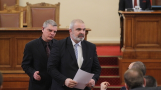 Разследват депутата от ГЕРБ Маноил Манев дали е присвоил пари от състезание