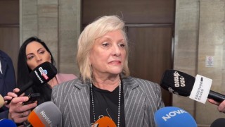 ДПС: Йотова да свика КСНС, кабинетът остана сираче, но има майка