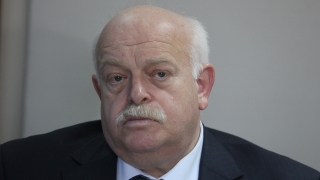 Дончо Атанасов отхвърли твърденията, че от пътищата се краде