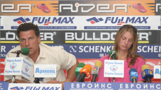 Стадион "Академик" е опасен за хората