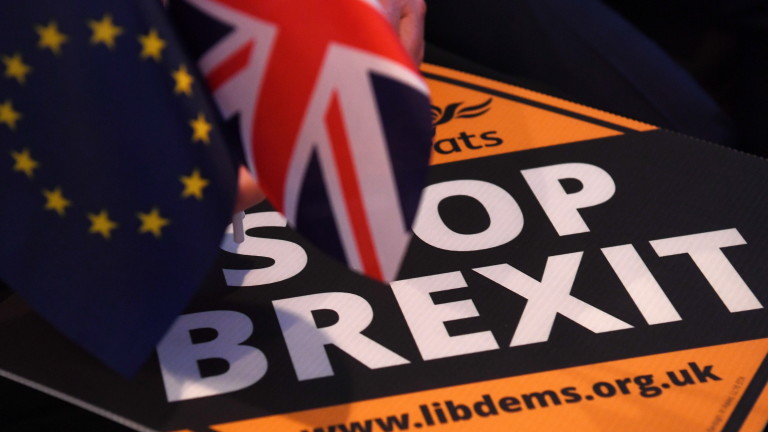 "Майната му на Брекзит"  - лозунг на британските Либерални демократи на евровота