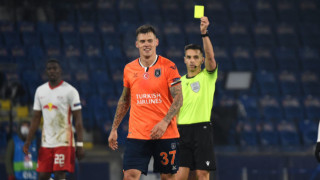 Бившият защитник на Ливърпул Мартин Шкъртел ще подпише едногодишен договор