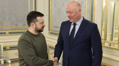 Желязков уверява Зеленски, че помощта за Украйна ще продължи, колкото е необходимо
