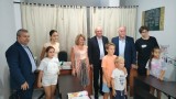  Цоков даде обещание учители за българските общности в Албания 