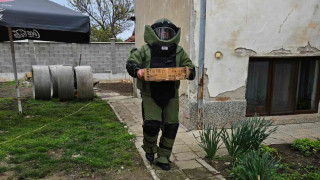 Специализиран екип от 55 и инженерен полк успешно обезвреди и унищожи