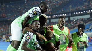 Отборът на Нигерия продължава уверено към мечтата си да спечели