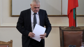 Граничарите от Летище София случайно са изпуснали пътниците от Париж