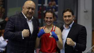 Министър Кралев аплодира победите на Севда Асенова, Станимира Петрова и Деница Елисеева
