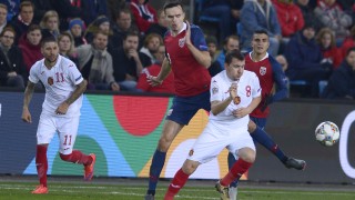 Цели шестима футболисти на България получиха жълти картони в мача