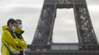Жителите и туристите в Париж ще трябва да носят маски