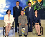 Покойният Ким Чен Ир наредил Пхенян да бълва атомни бомби