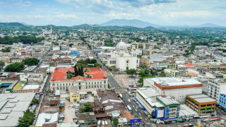 Първата страна в света която преди време прие Биткойн за