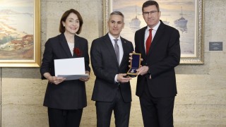 Премиерът поздрави МВнР за евакуацията на българите от Близкия изток