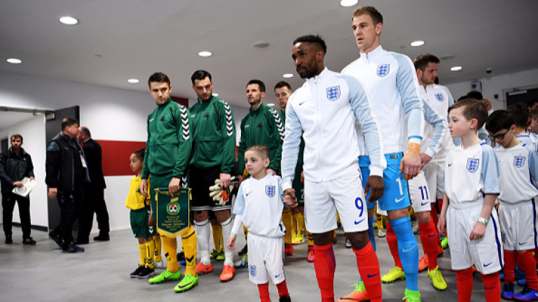 Бивш ас на Тотнъм и Англия пое петодивизионен отбор