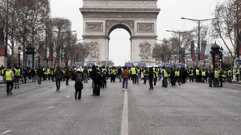 На близо €10 млрд. възлизат загубите за Франция от протеста