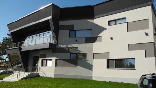 Производителят на оптична техника Оптикс откри нова производствена база в Панагюрище