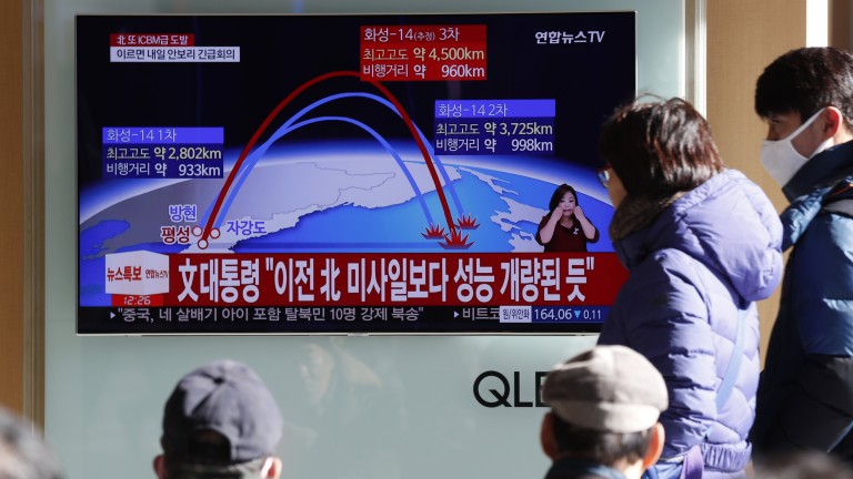 Северна Корея обяви, че новият тип междуконтинентална балистична ракета Хуасонг-15,