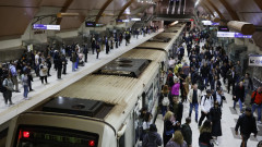 В метрото обстановката е спокойна след сутрешния наплив заради транспортната стачка