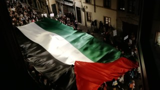 Над 5000 про палестински демонстранти излязоха във вторник по улиците на