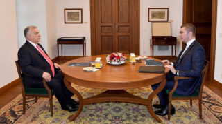 Премиерът на РСМ Християн Мицкоски проведе среща с министър председателят на